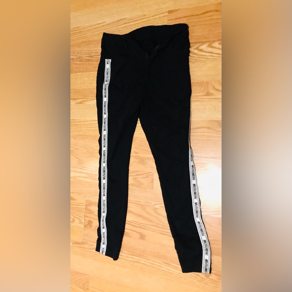 Shine black jeans